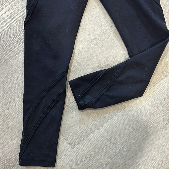 Free people movement leggings with mesh cutouts - Picture 5 of 10